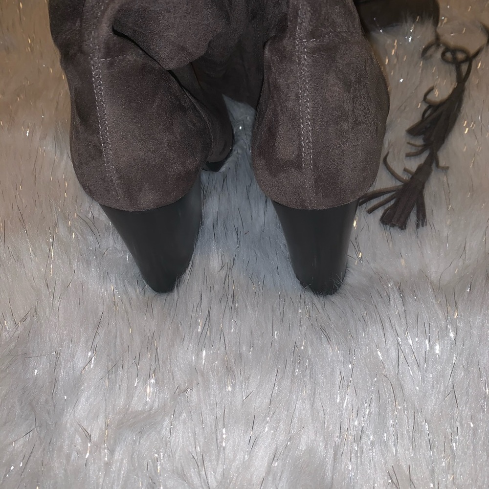 MARC FISHER ALINA OTK TALL BOOT-US 8.5 - Picture 2 of 4